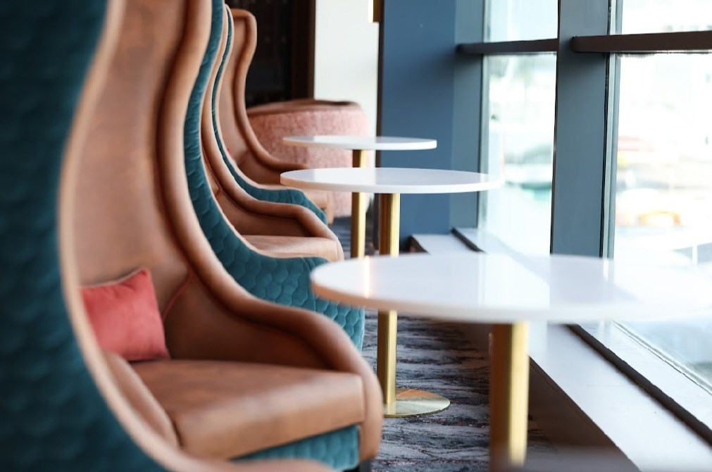 Aspire lounge — food & bar