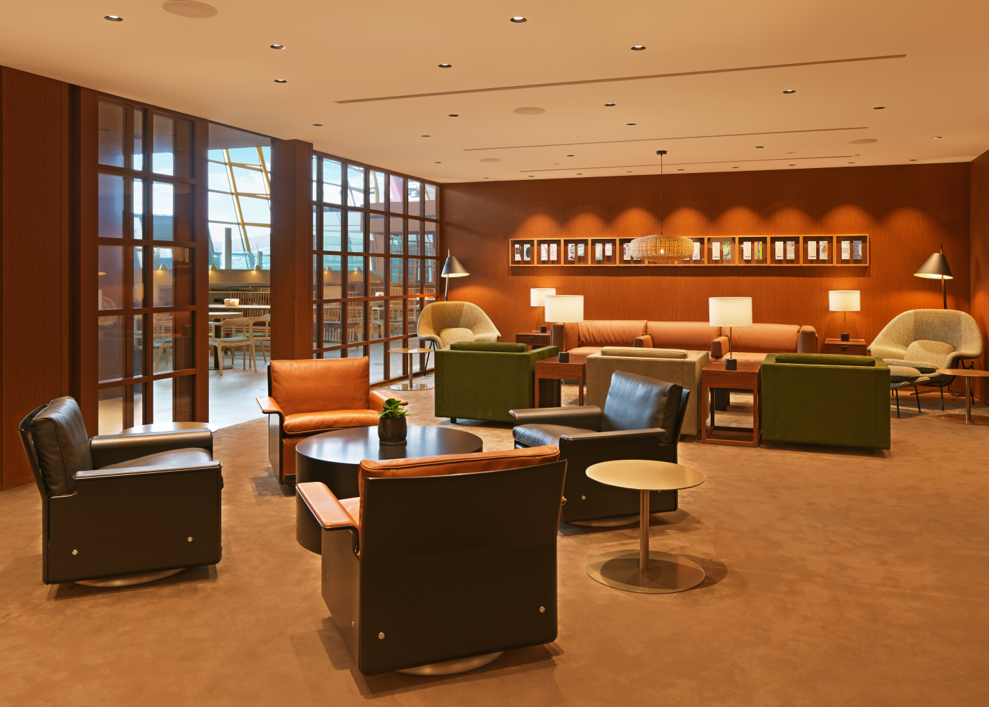 Cathay Pacific Lounge — food & bar