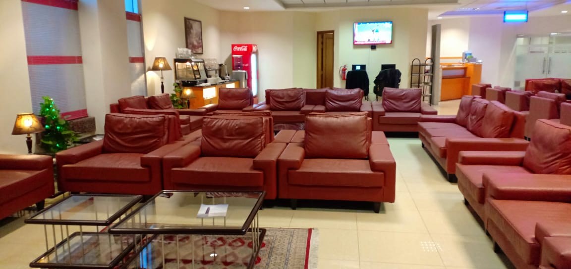 Cip Lounge Mux — food & bar