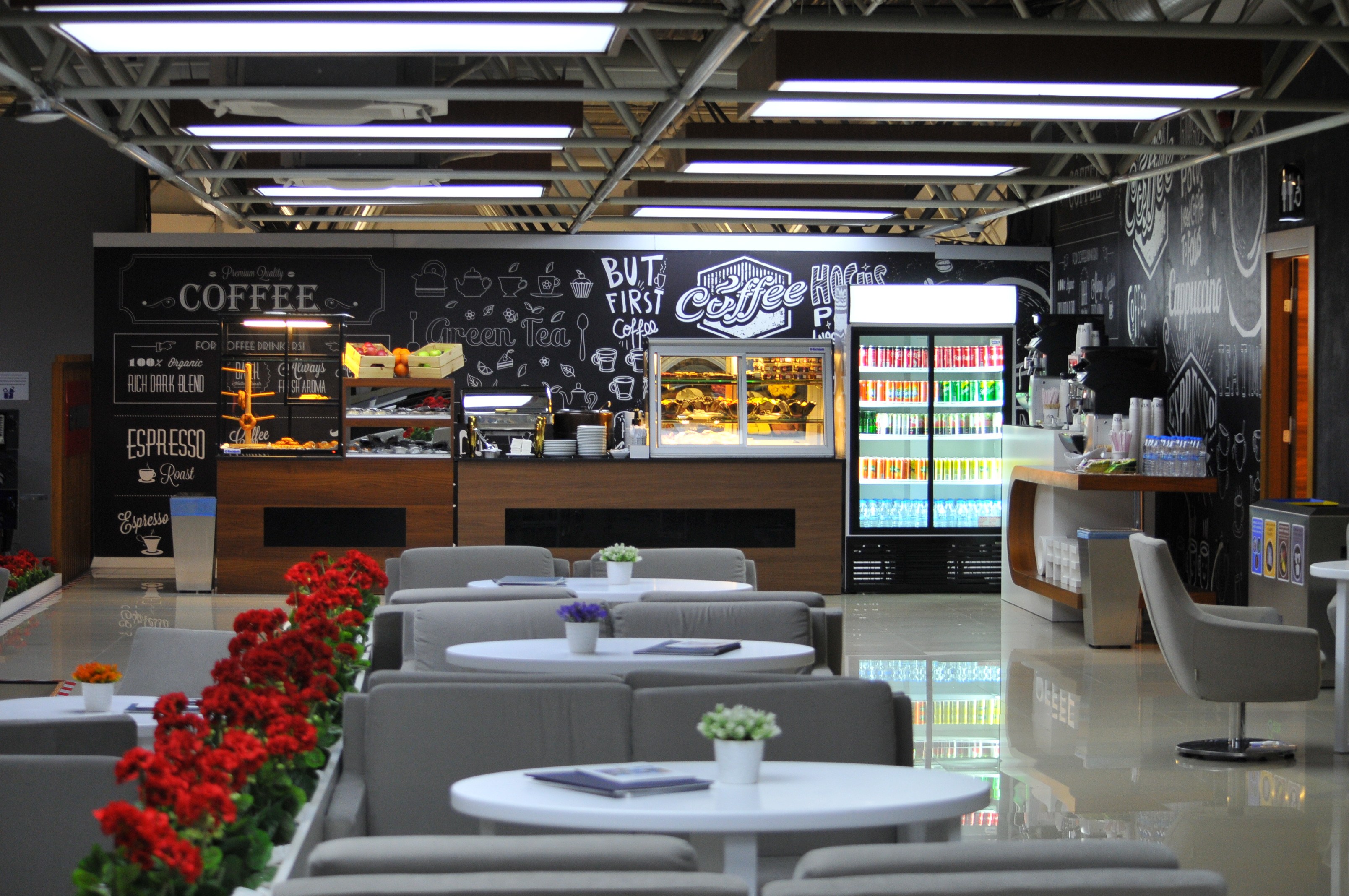 CIP Lounge — food & bar