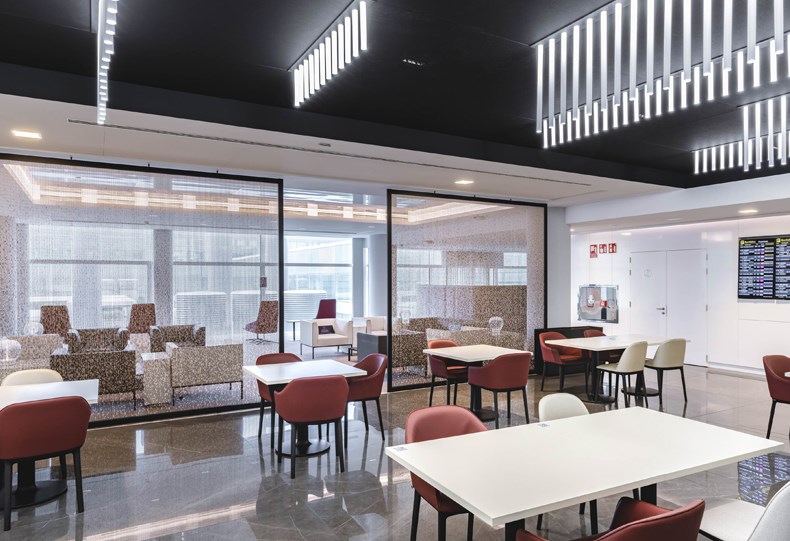 Pau Casals VIP Lounge — food & bar