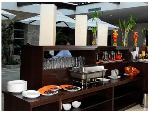 Diamond Club — food & bar