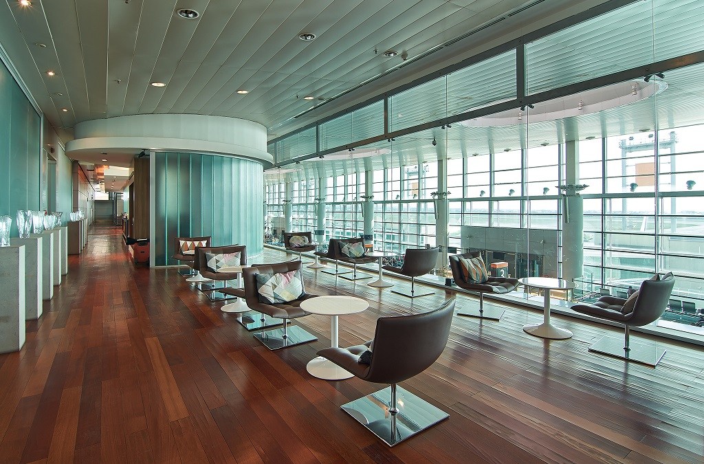 Converse Bank Business Lounge — seating area