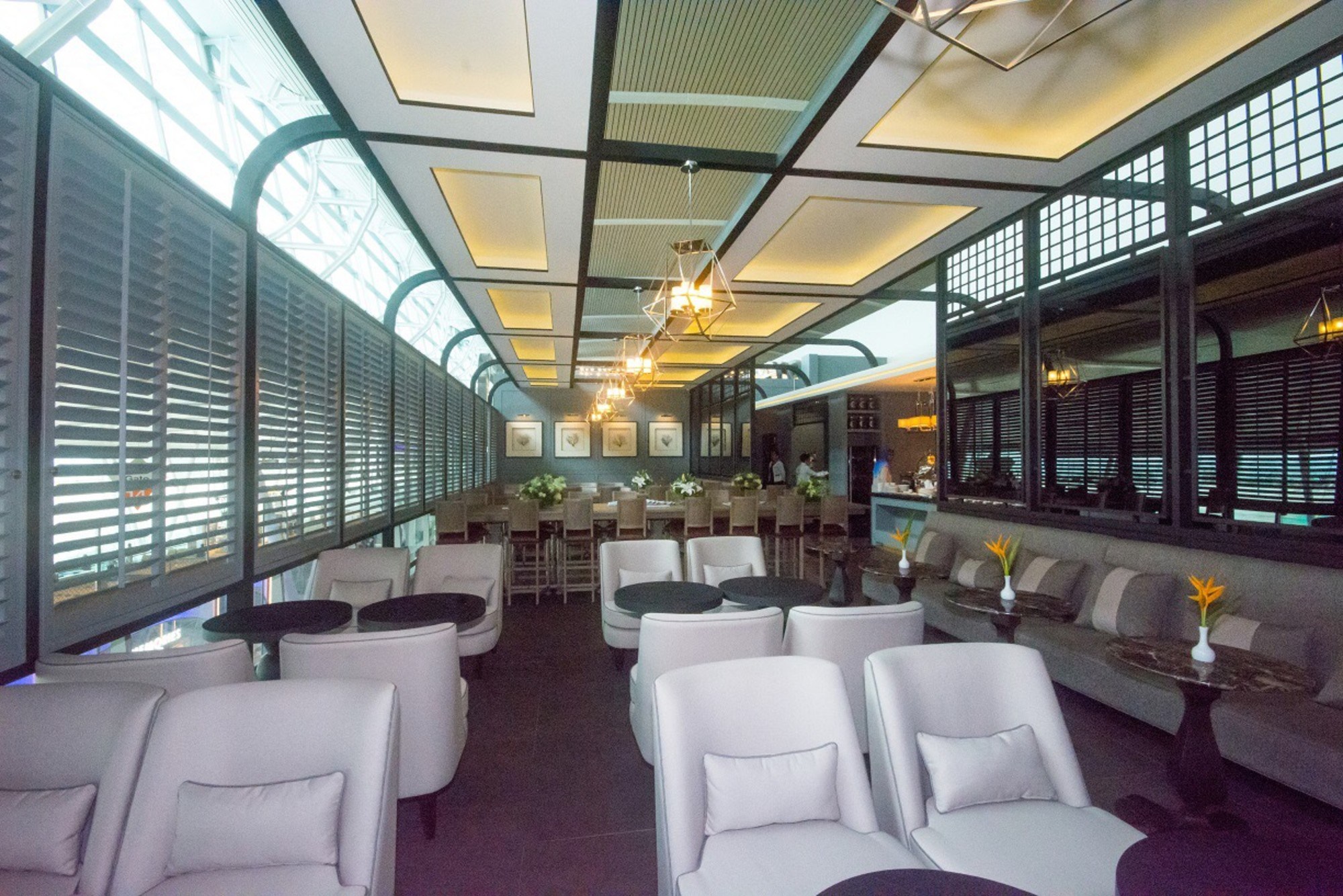 THE CORAL EXECUTIVE LOUNGE PHUKET AIRPORT — seating area