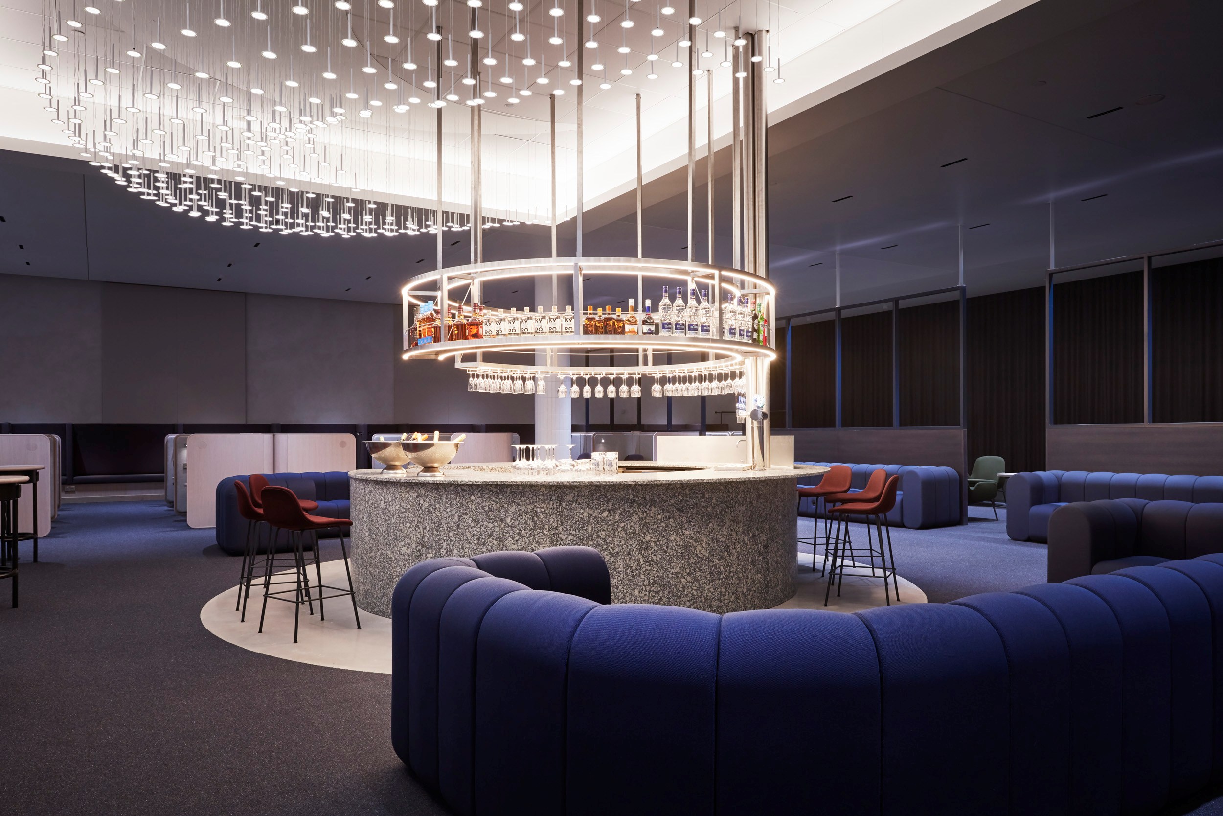 Finnair Business Lounge (Non Schengen area) — food & bar