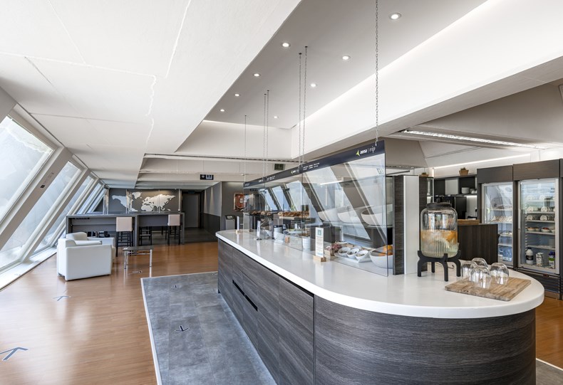 AENA Bilbao Lounge — seating area