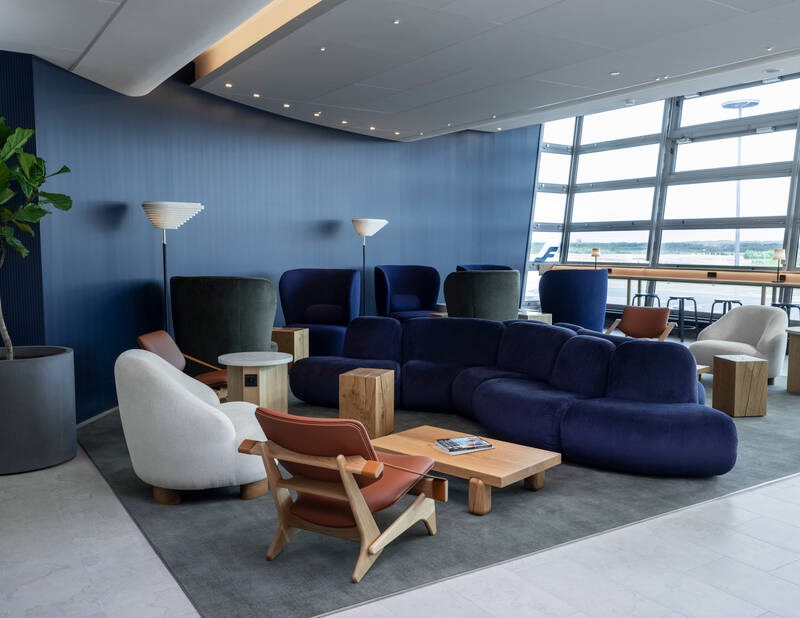 Platinum corner (Schengen area) — food & bar