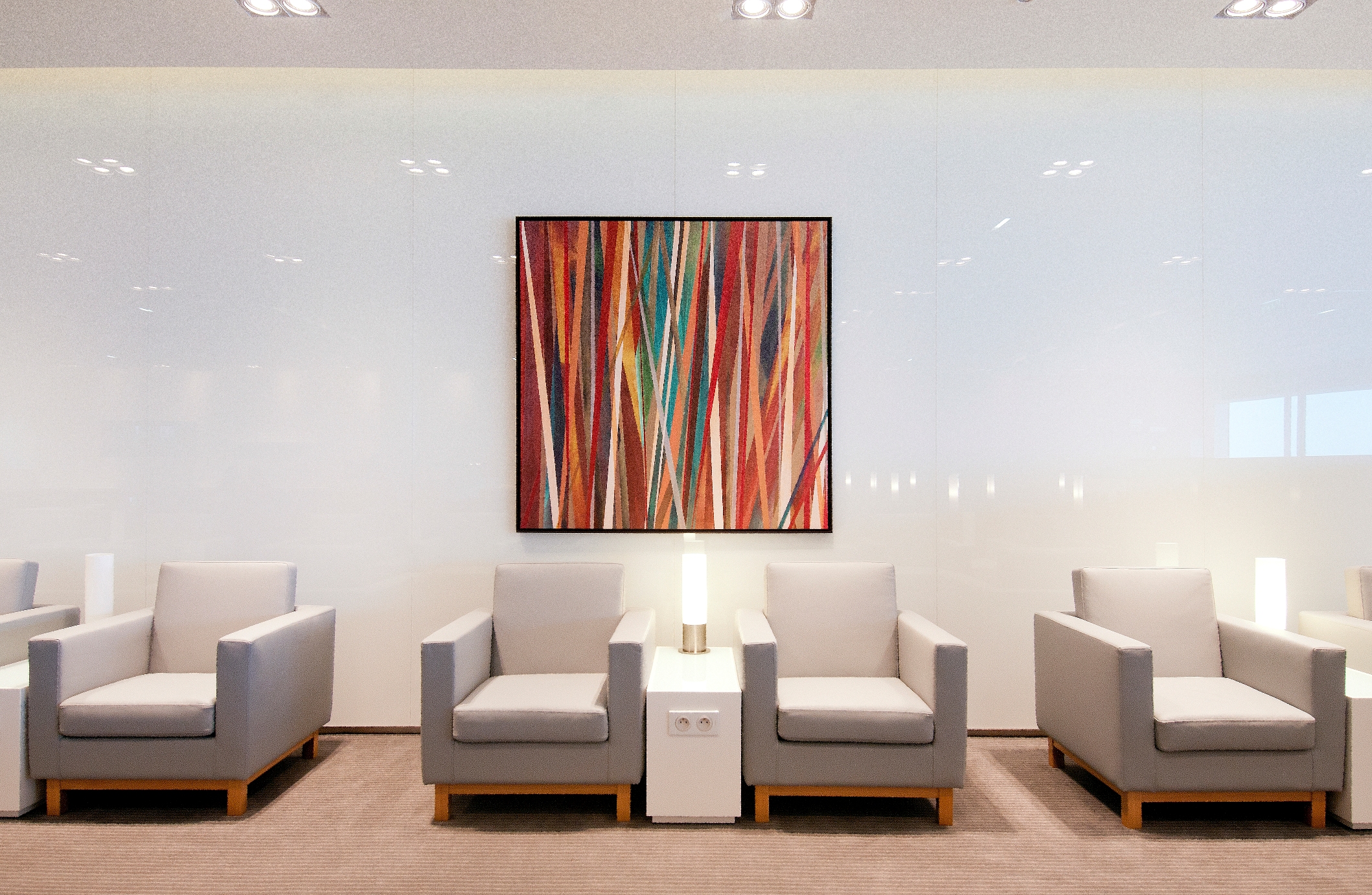 Cathay Pacific Lounge (Temporarily Closed)