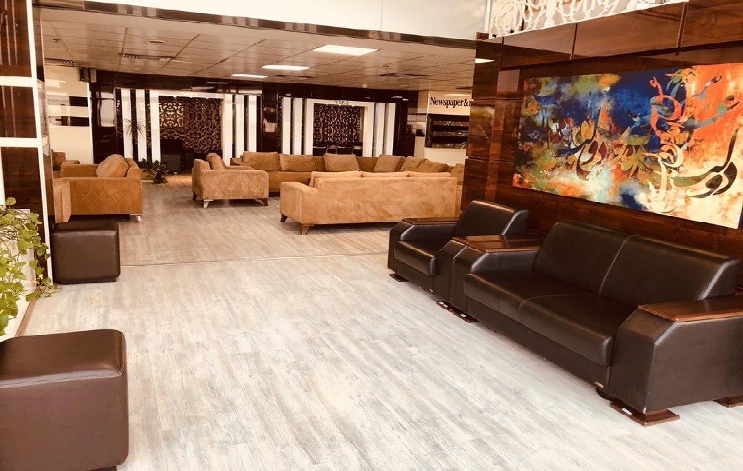 Hamrah Kousha Kish — food & bar