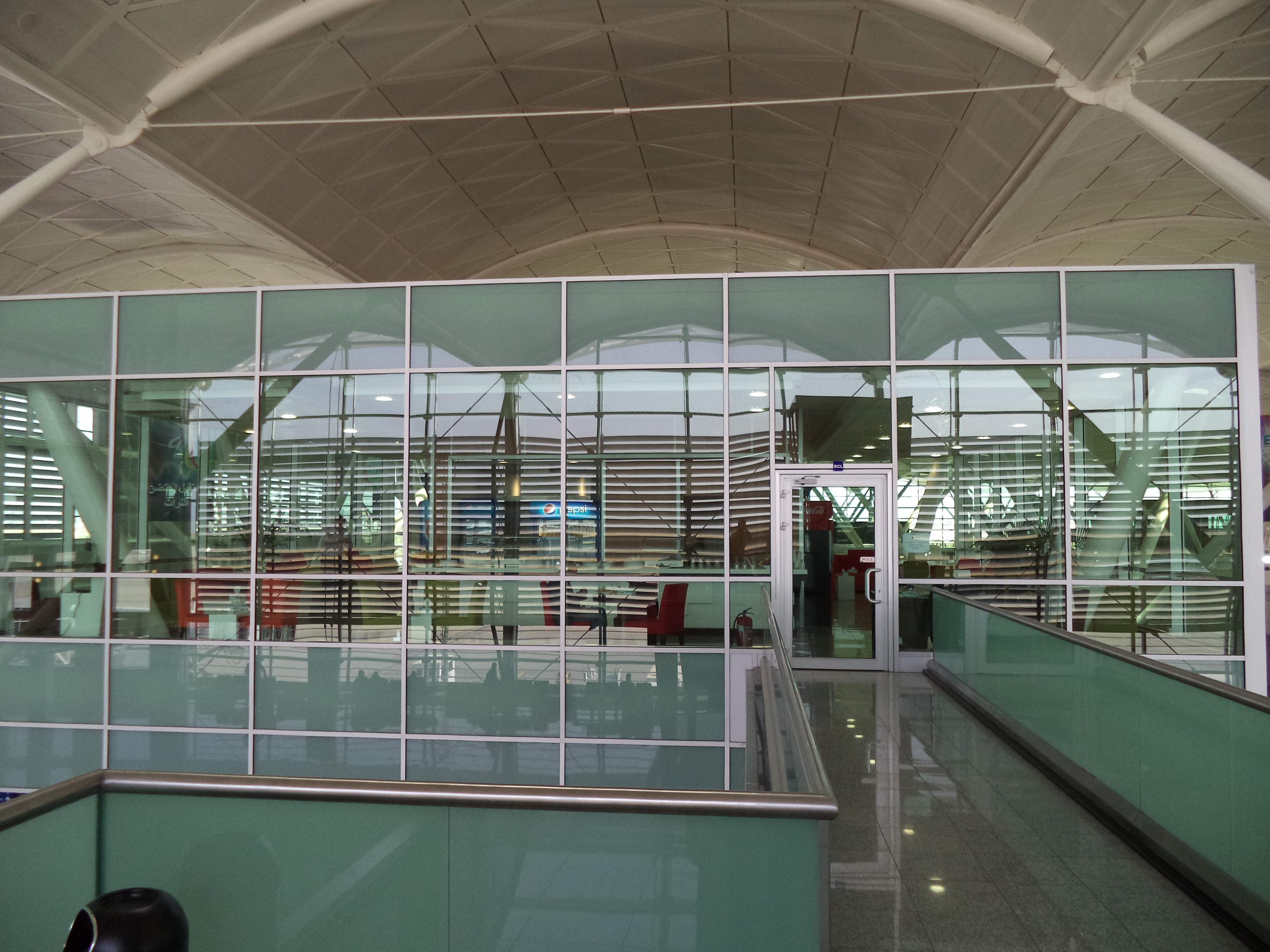 Newroz Business Lounge — food & bar