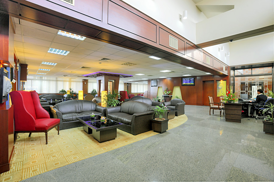 Radisson Executive Lounge (Premium Class Lounge) — food & bar