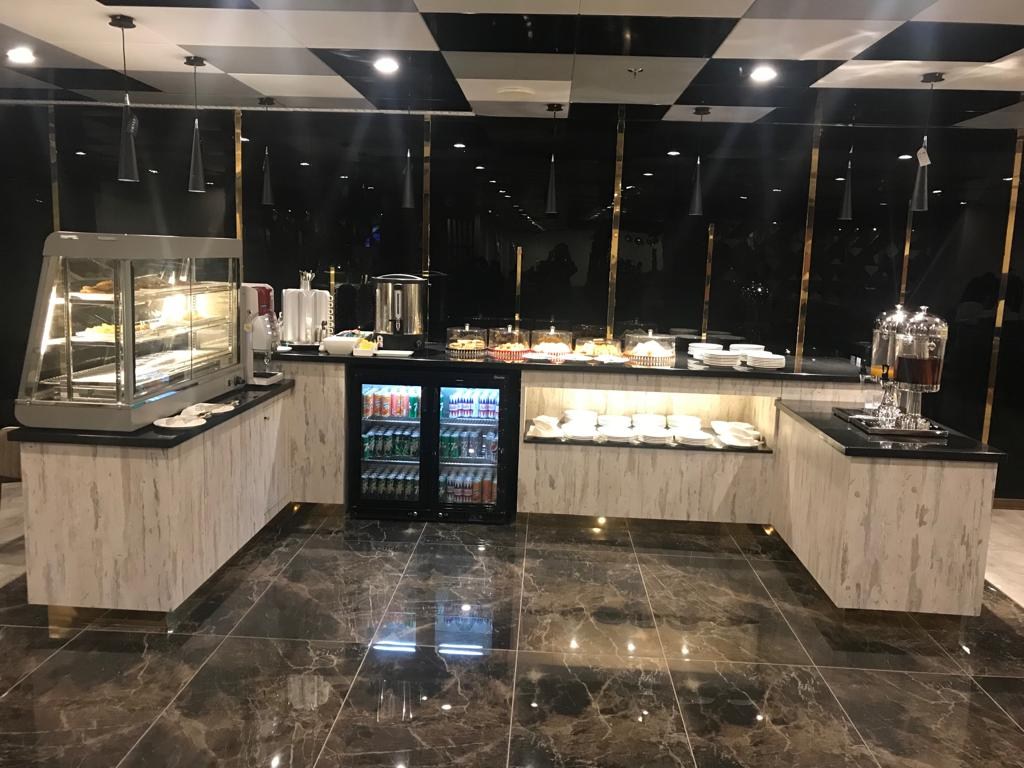 Airline Lounge — food & bar