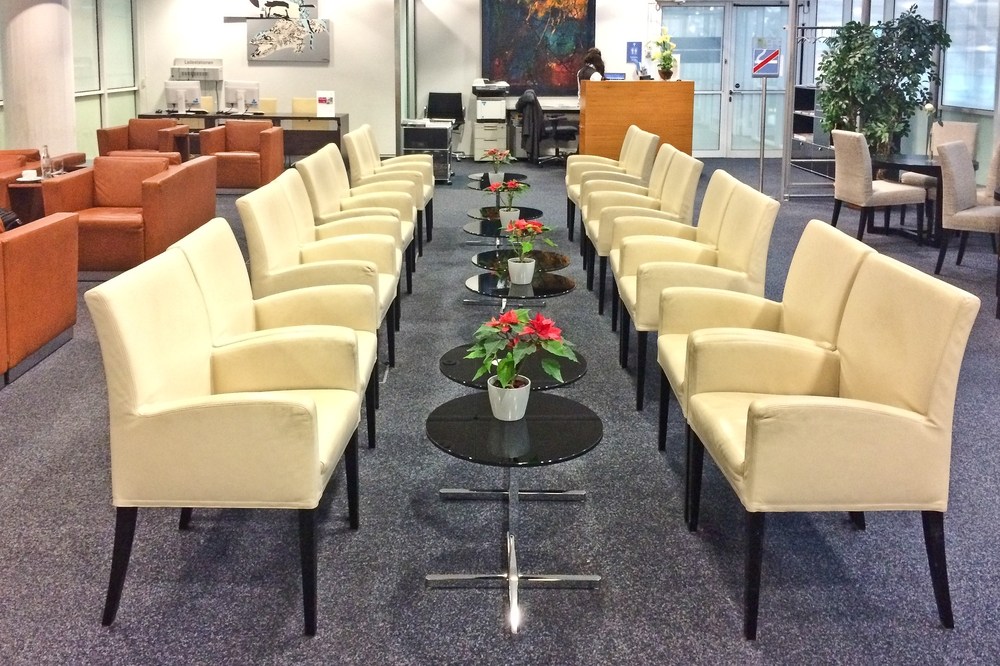 Europa Lounge — seating area